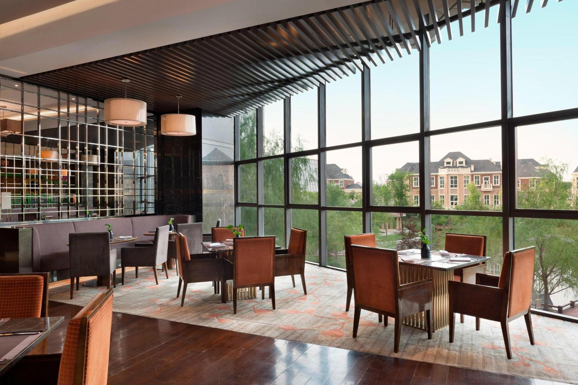 Sheraton Changchun Jingyuetan Hotel Екстер'єр фото