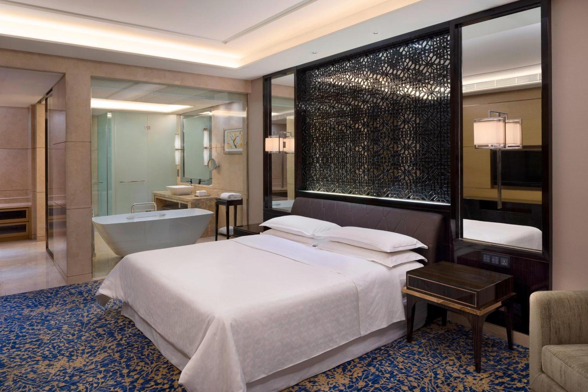 Sheraton Changchun Jingyuetan Hotel Екстер'єр фото