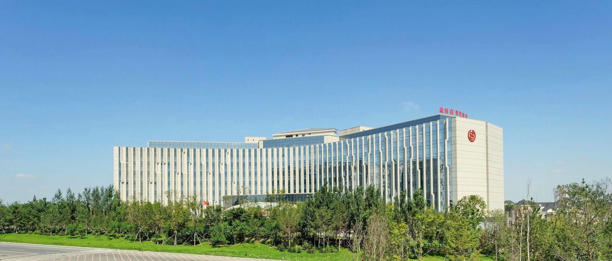 Sheraton Changchun Jingyuetan Hotel Екстер'єр фото